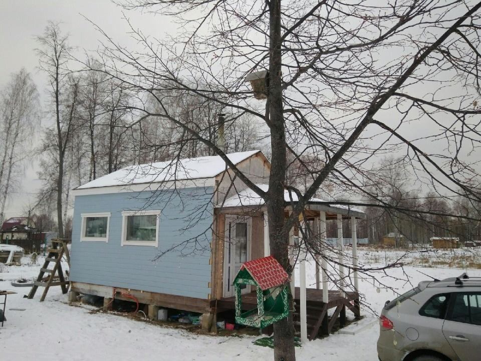 На продаже замечательный домик для полноценной жизни и отдыха на природе.

Расположение:
До объездной по велижанскому тракту всего 15 км. От трассы участок в 

Предлагается к продаже одноэтажный щиьовой дом в СНТ  Сочинские. 15 км. Велижанского тракта.
Дом полностью благоустроенный. Полноценный ту